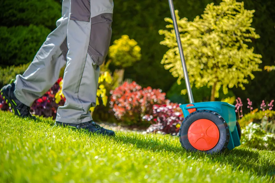 Expert Yard Maintenance Joliet, IL Expert Yard Maintenance Joliet, IL