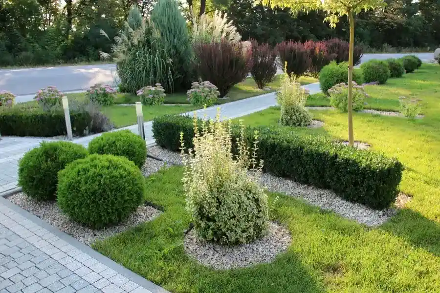 How Proper Maintenance Enhances The Lifespan Of Your Landscape in Joliet, IL